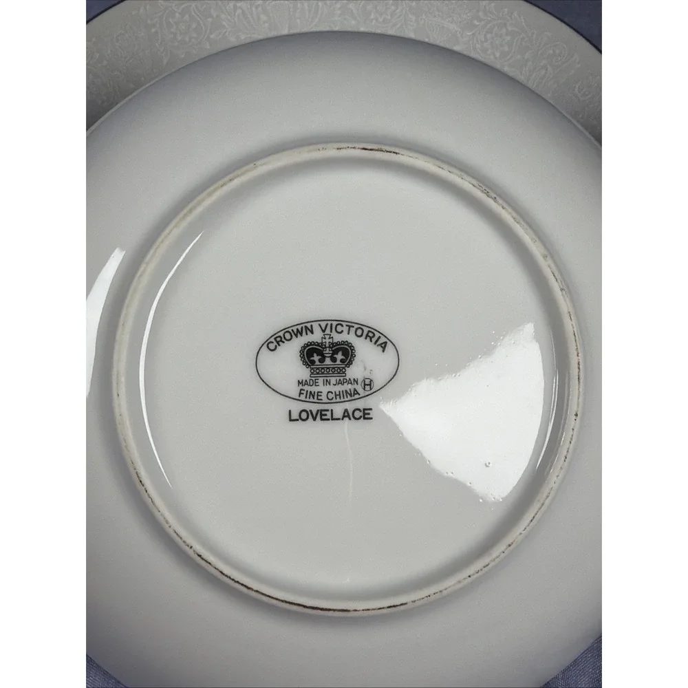 Crown Victoria Lovelace Fruit Dessert Bowls 5.5